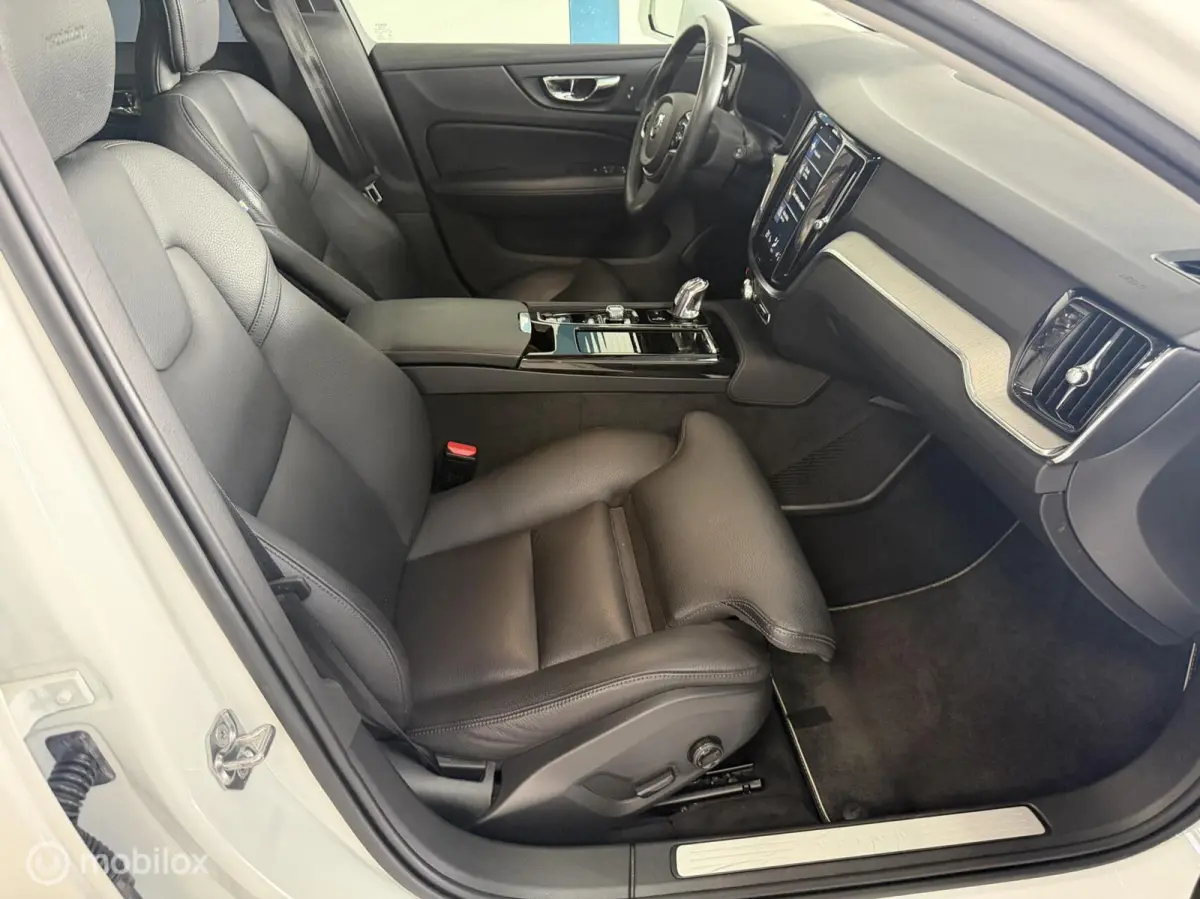 2.0 T8 Twin Engine AWD Inscription PANO/LEER