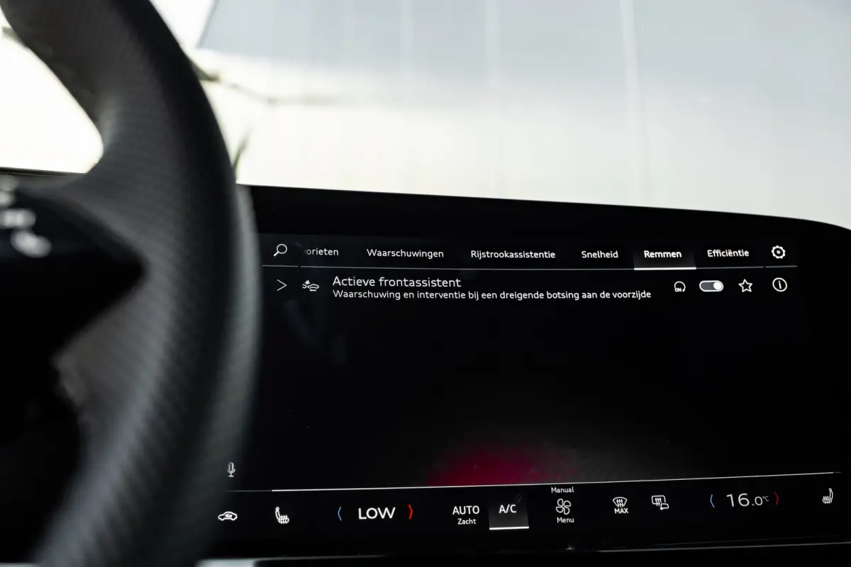 2.0 e-hybrid quattro S edition 299PK | Trekhaak | 4-wiel besturing | 360 Camera | Sfeer verlichting | Stoelverw. voor