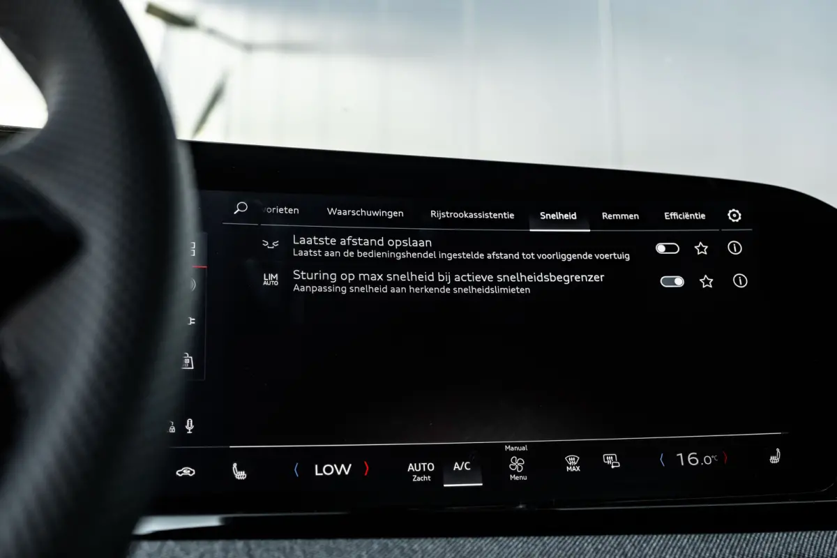 2.0 e-hybrid quattro S edition 299PK | Trekhaak | 4-wiel besturing | 360 Camera | Sfeer verlichting | Stoelverw. voor