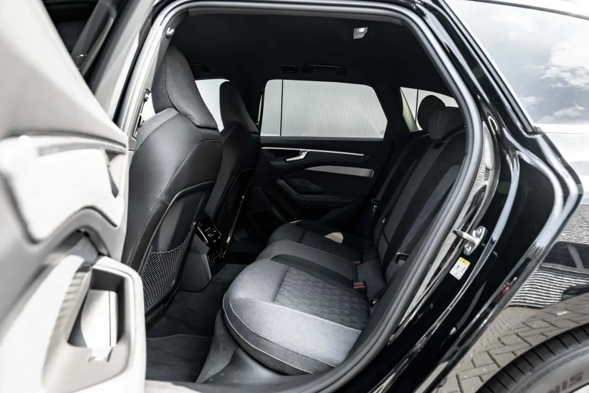 2.0 e-hybrid quattro S edition 299PK | Trekhaak | 4-wiel besturing | 360 Camera | Sfeer verlichting | Stoelverw. voor