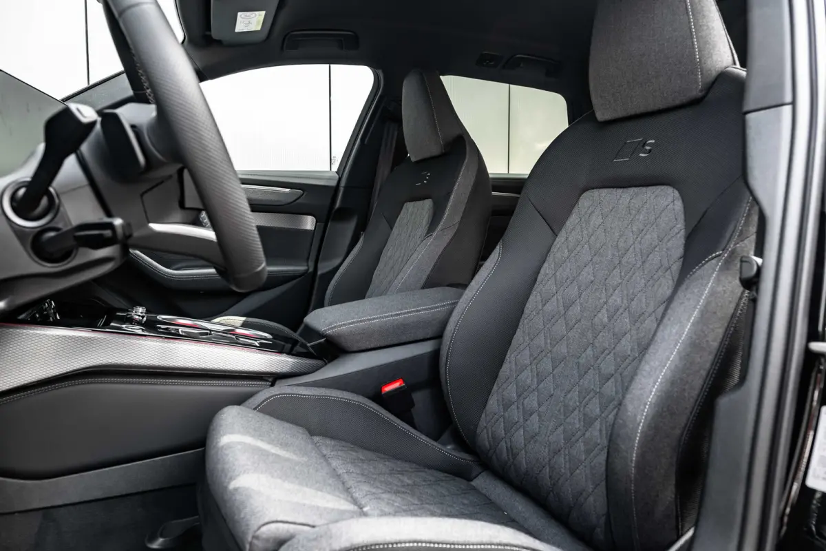 2.0 e-hybrid quattro S edition 299PK | Trekhaak | 4-wiel besturing | 360 Camera | Sfeer verlichting | Stoelverw. voor