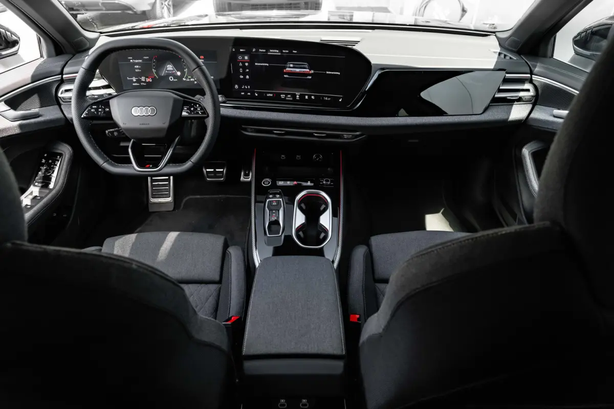 2.0 e-hybrid quattro S edition 299PK | Trekhaak | 4-wiel besturing | 360 Camera | Sfeer verlichting | Stoelverw. voor