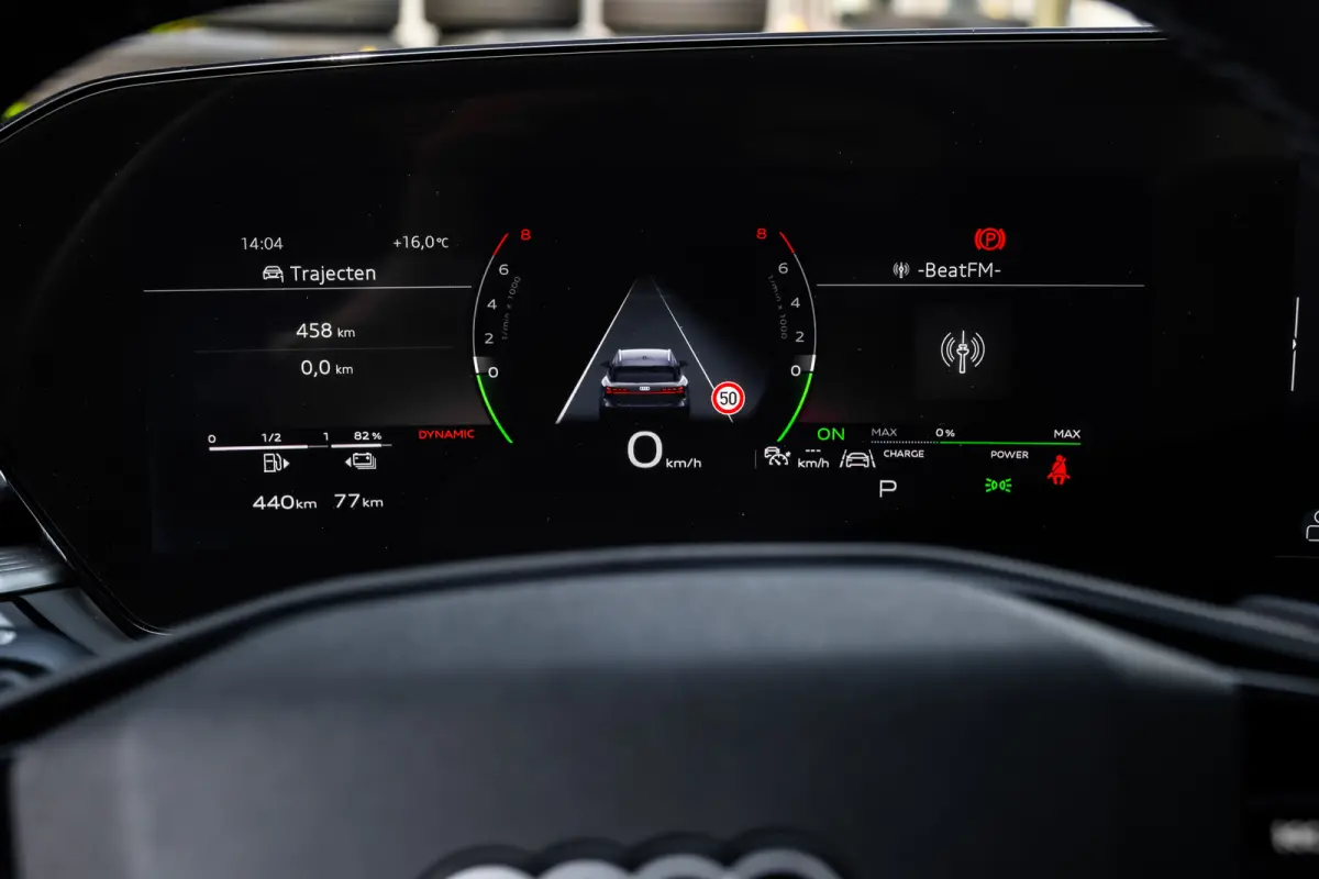 2.0 e-hybrid quattro S edition 299PK | Trekhaak | 4-wiel besturing | 360 Camera | Sfeer verlichting | Stoelverw. voor
