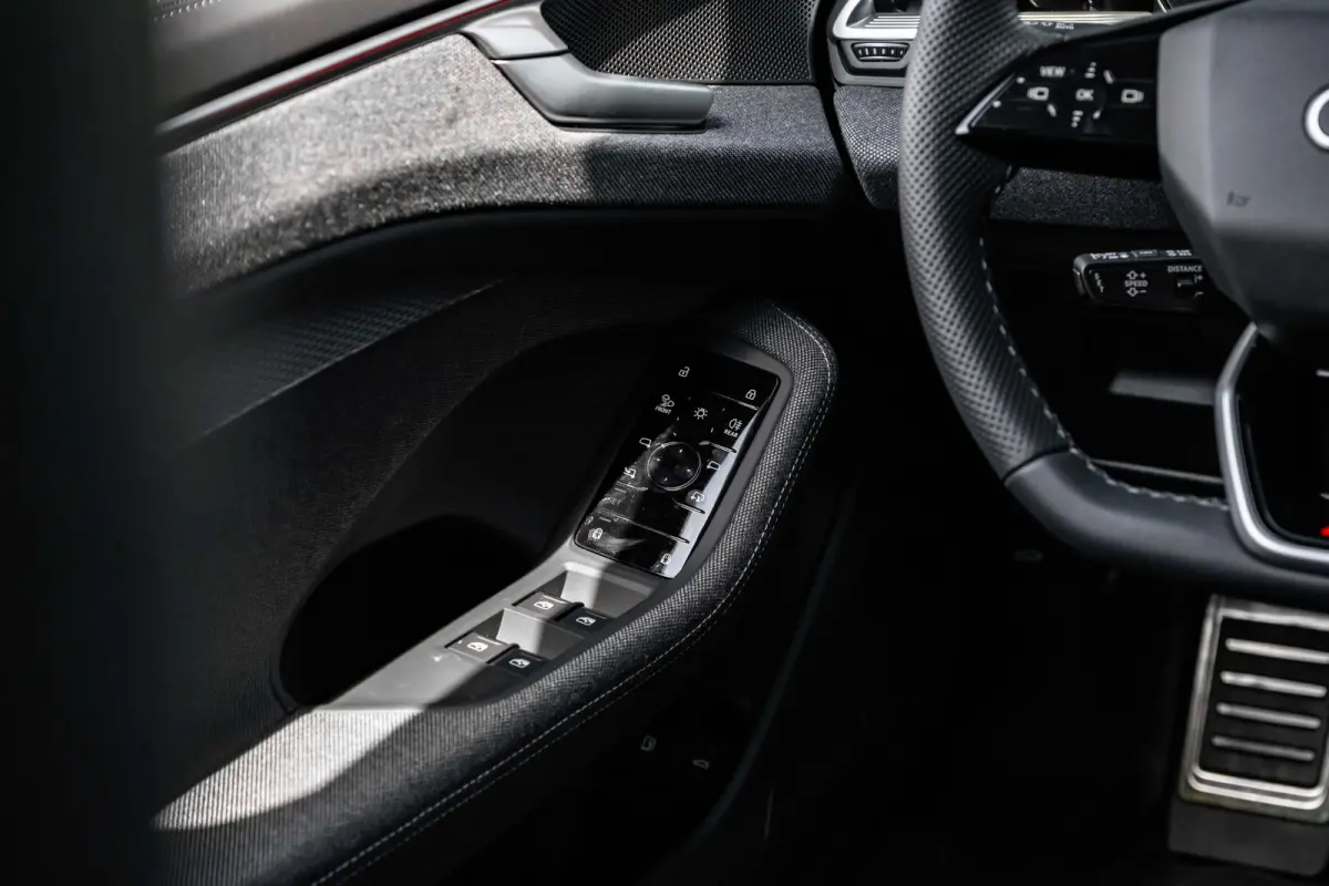 2.0 e-hybrid quattro S edition 299PK | Trekhaak | 4-wiel besturing | 360 Camera | Sfeer verlichting | Stoelverw. voor