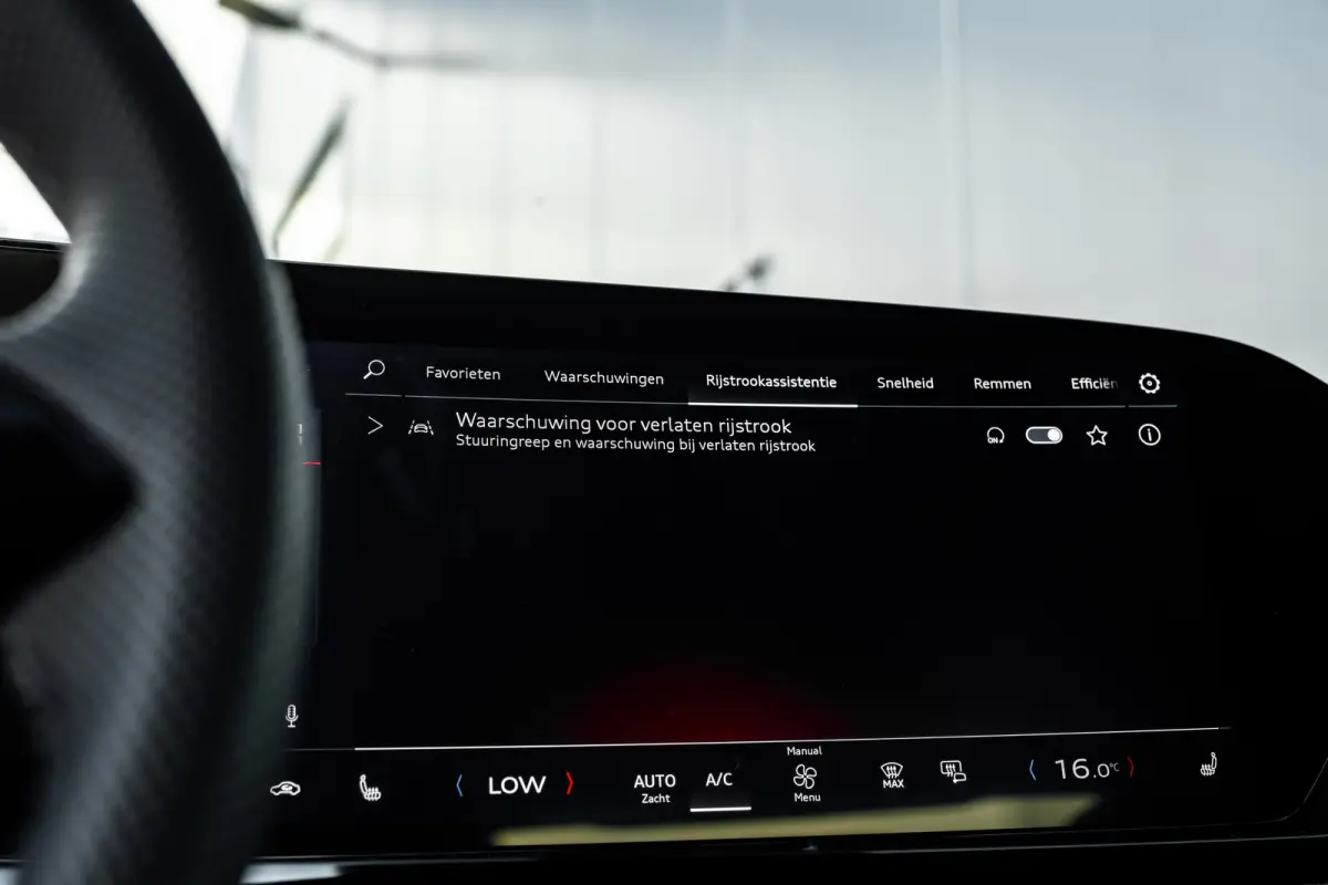2.0 e-hybrid quattro S edition 299PK | Trekhaak | 4-wiel besturing | 360 Camera | Sfeer verlichting | Stoelverw. voor