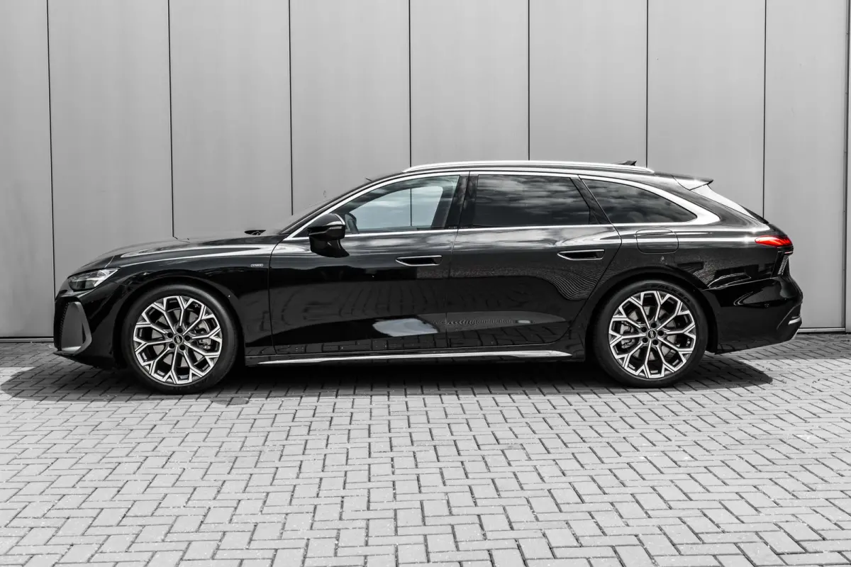 2.0 e-hybrid quattro S edition 299PK | Trekhaak | 4-wiel besturing | 360 Camera | Sfeer verlichting | Stoelverw. voor