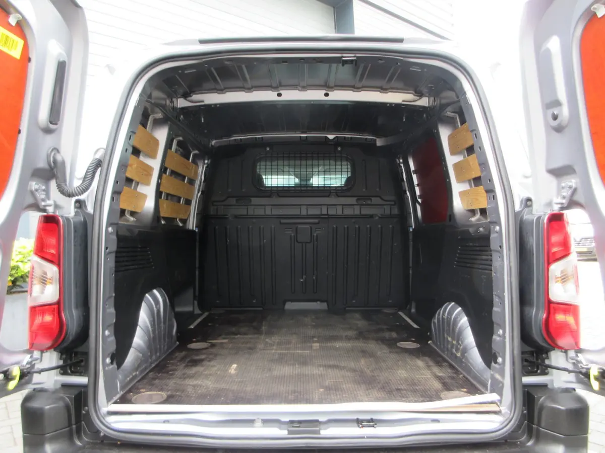 1.6 BleuHDI, 99pk, Navigatie, Camera, PDC, Cruisecontrol.