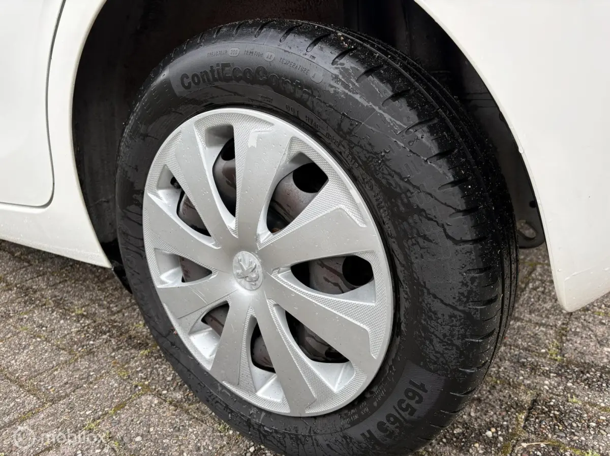 1.0 e-VTi Blue Lion AIRCO / Nieuwe APK