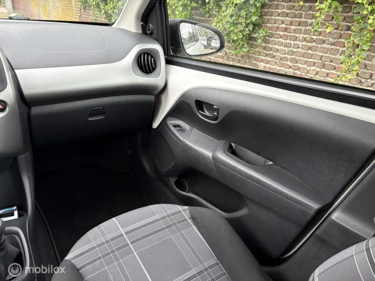 1.0 e-VTi Blue Lion AIRCO / Nieuwe APK