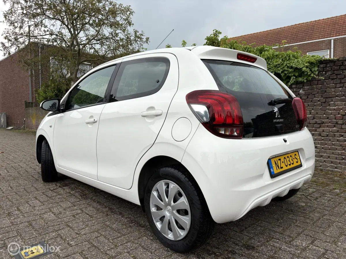 1.0 e-VTi Blue Lion AIRCO / Nieuwe APK