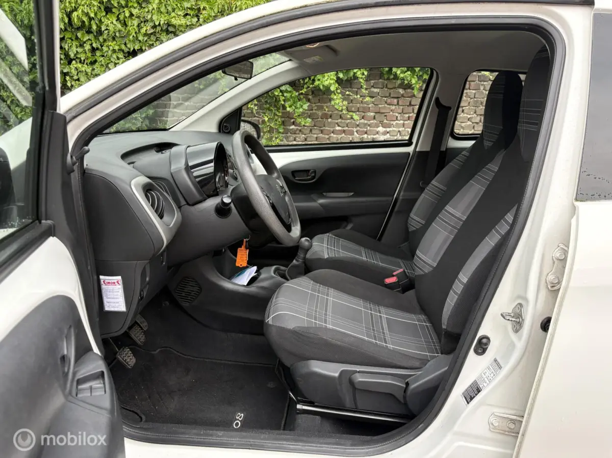 1.0 e-VTi Blue Lion AIRCO / Nieuwe APK