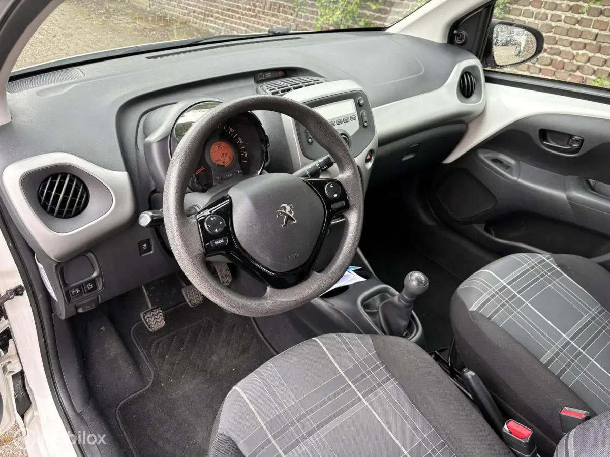 1.0 e-VTi Blue Lion AIRCO / Nieuwe APK