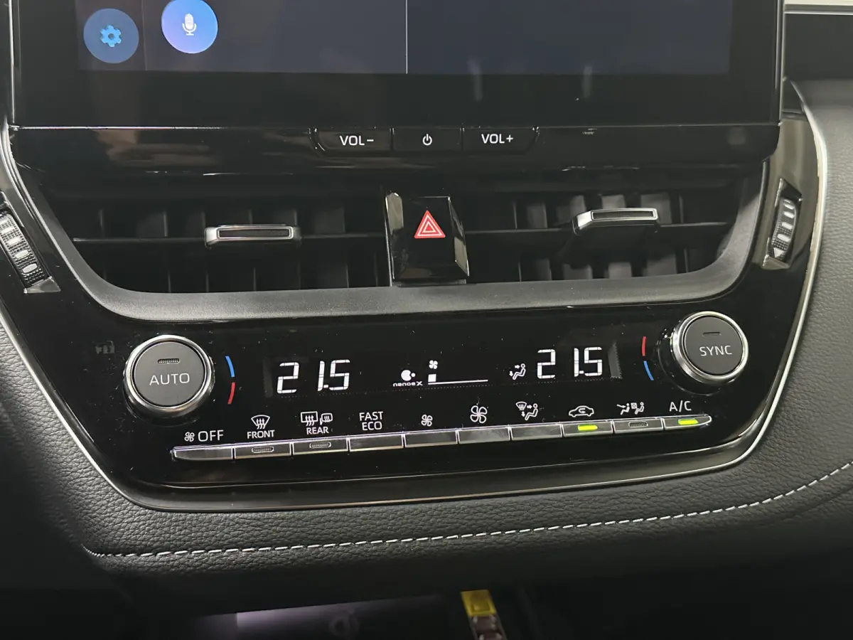 Hybrid 140 Dynamic | Acc | Camera | stoel stuur verw. |