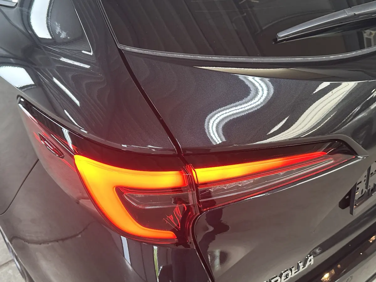 Hybrid 140 Dynamic | Acc | Camera | stoel stuur verw. |