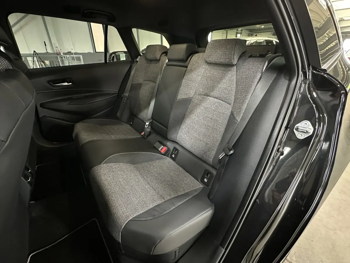 Hybrid 140 Dynamic | Acc | Camera | stoel stuur verw. |