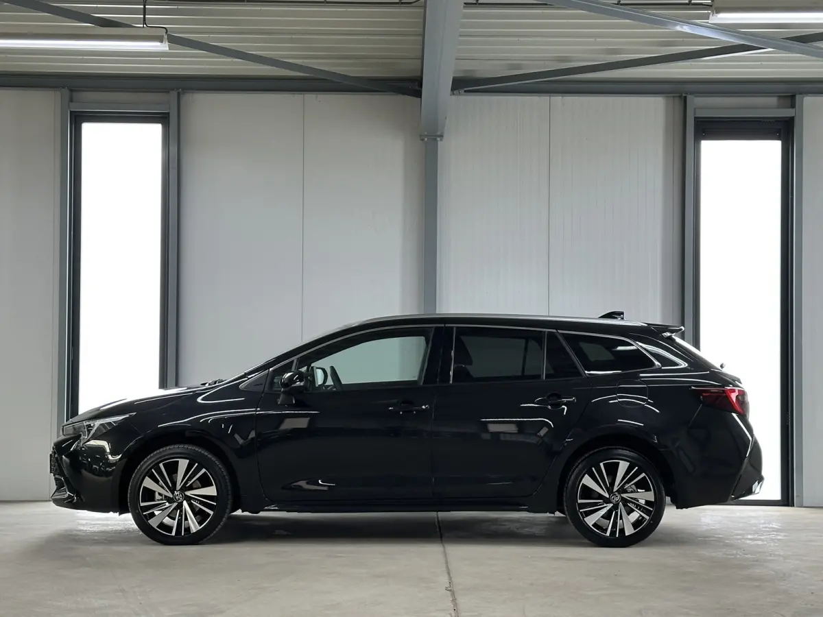 Hybrid 140 Dynamic | Acc | Camera | stoel stuur verw. |