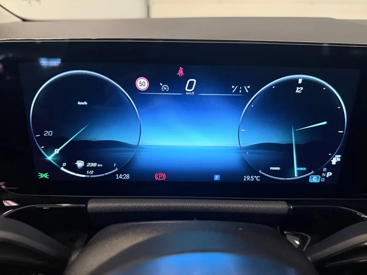 180 Business Line NAVI/V-COCKPIT/CAM/DAB/ECC/PDC/CRUISE/TREKH///