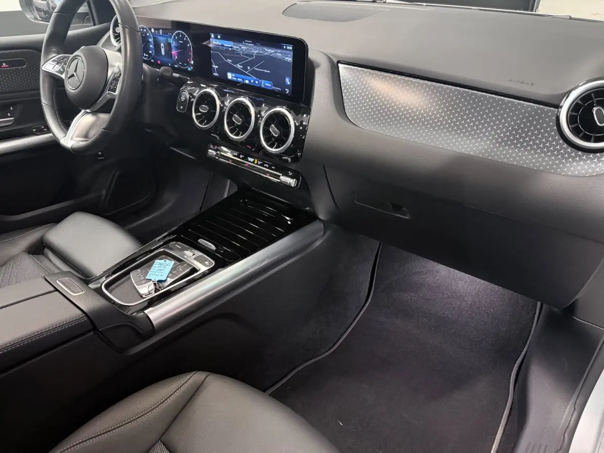 180 Business Line NAVI/V-COCKPIT/CAM/DAB/ECC/PDC/CRUISE/TREKH///