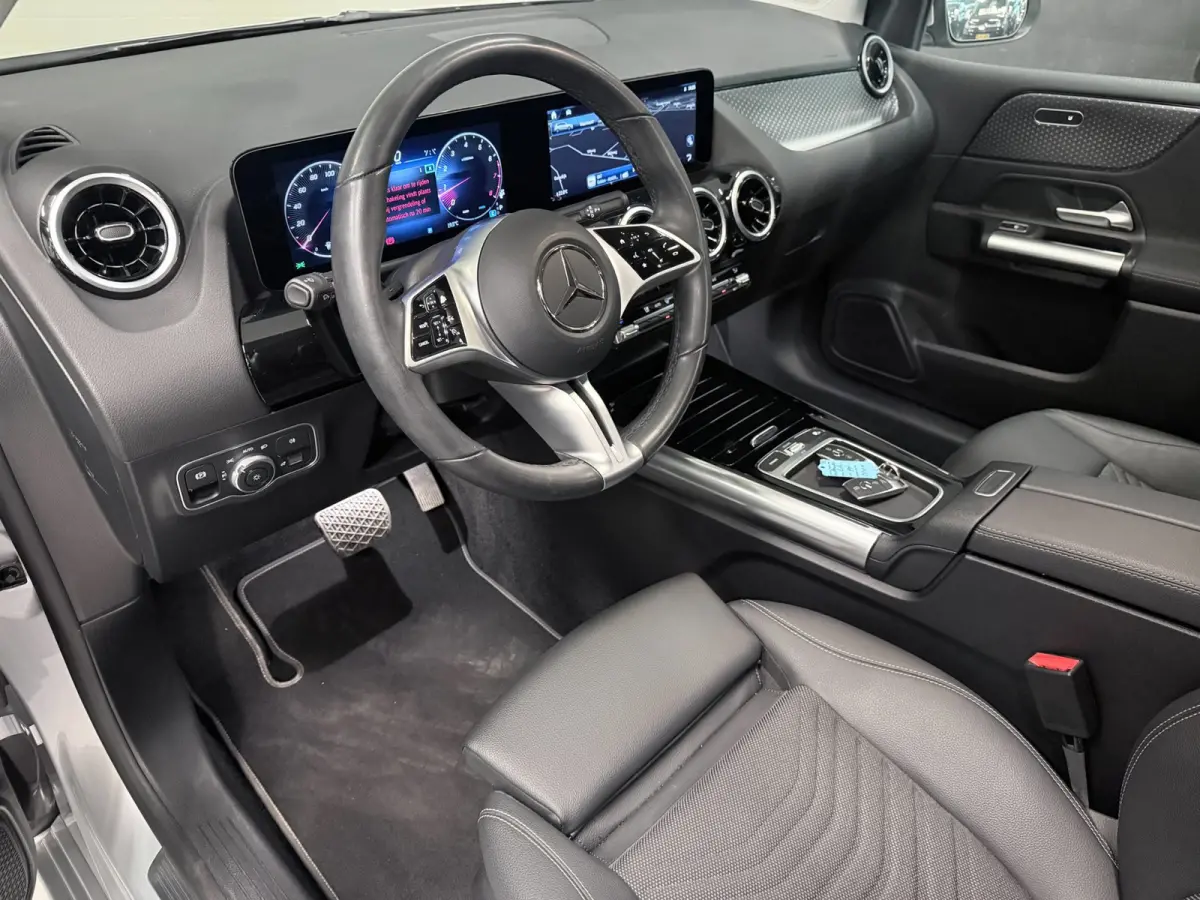 180 Business Line NAVI/V-COCKPIT/CAM/DAB/ECC/PDC/CRUISE/TREKH///