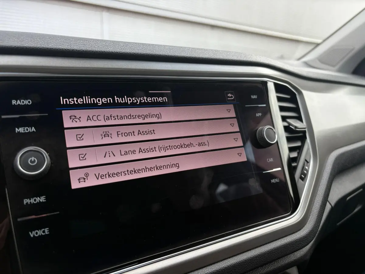1.0 TSI 110pk Style | Navigatie | App Connect | Adaptive Cruise
