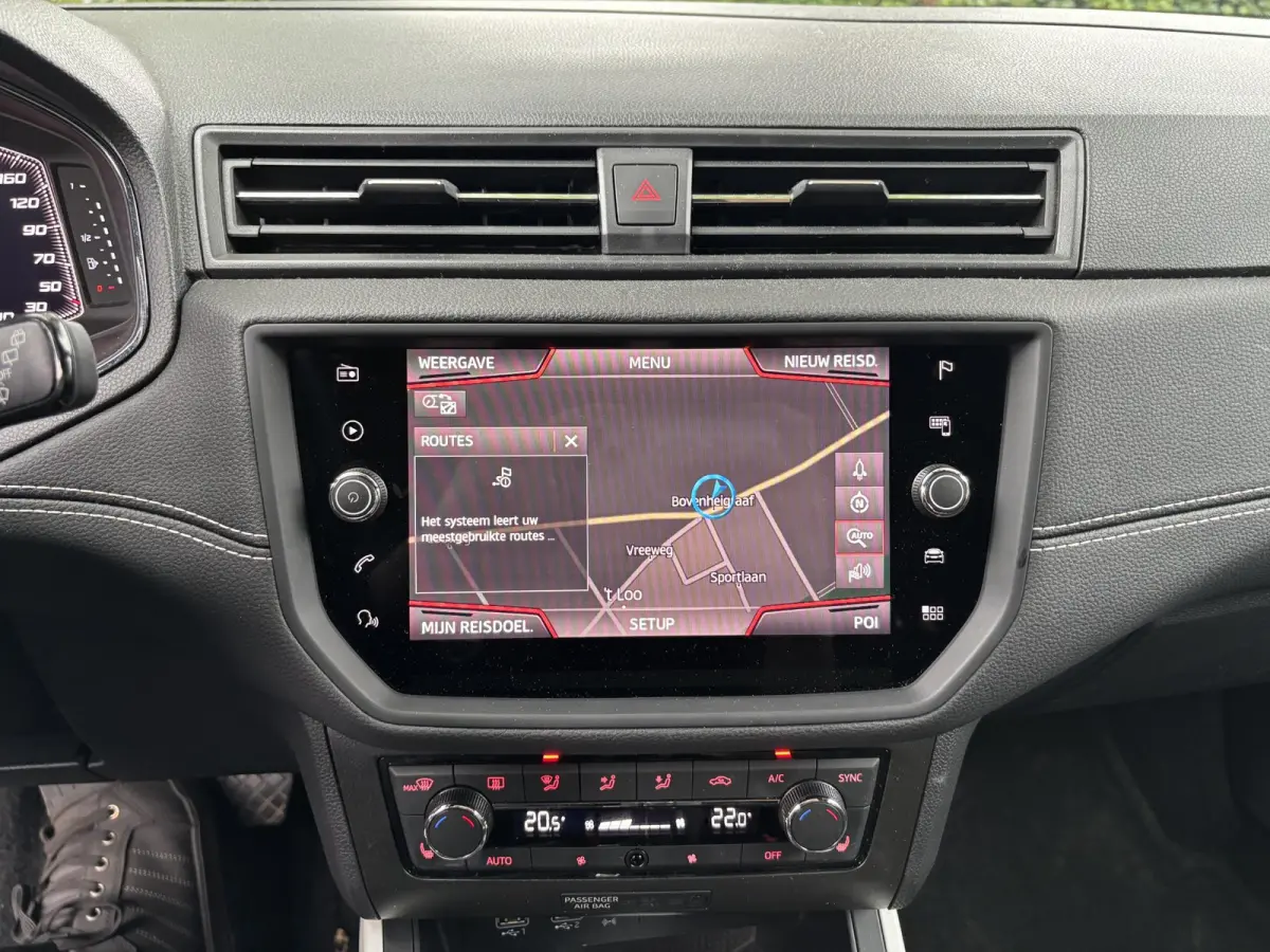 1.0 TSI DSG Xcellence|Camera|App-Connect|Stoelver.