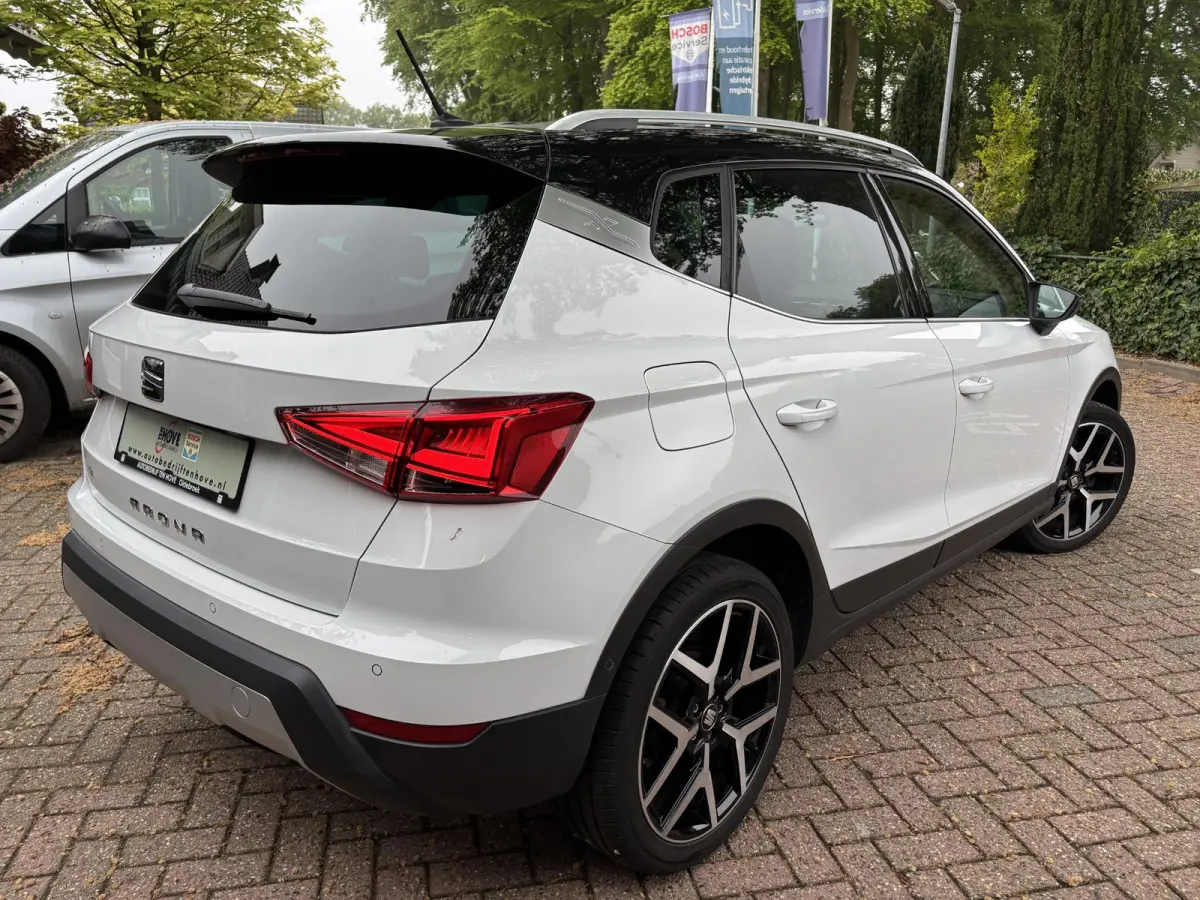 1.0 TSI DSG Xcellence|Camera|App-Connect|Stoelver.