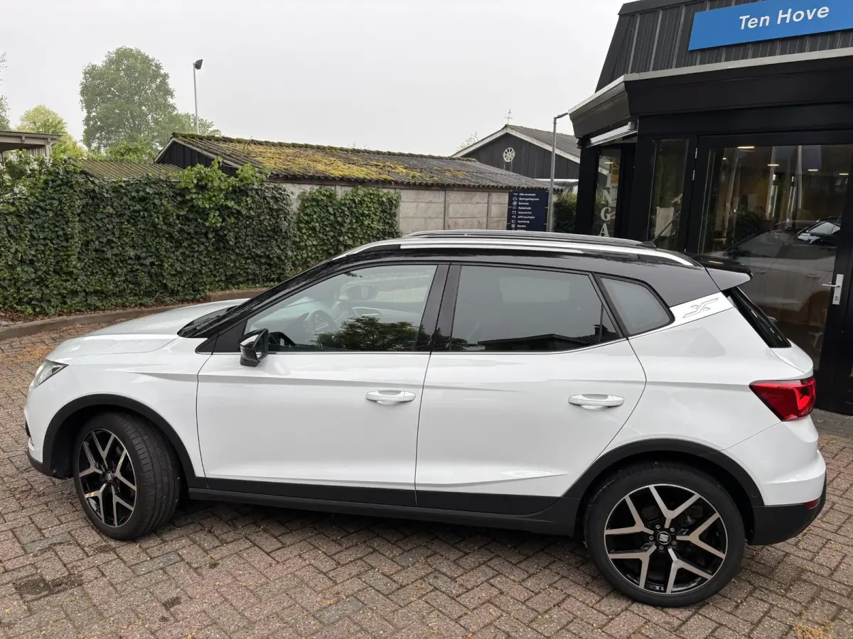 1.0 TSI DSG Xcellence|Camera|App-Connect|Stoelver.