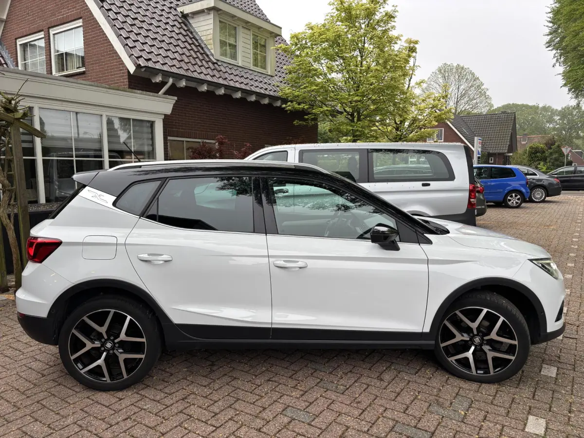 1.0 TSI DSG Xcellence|Camera|App-Connect|Stoelver.