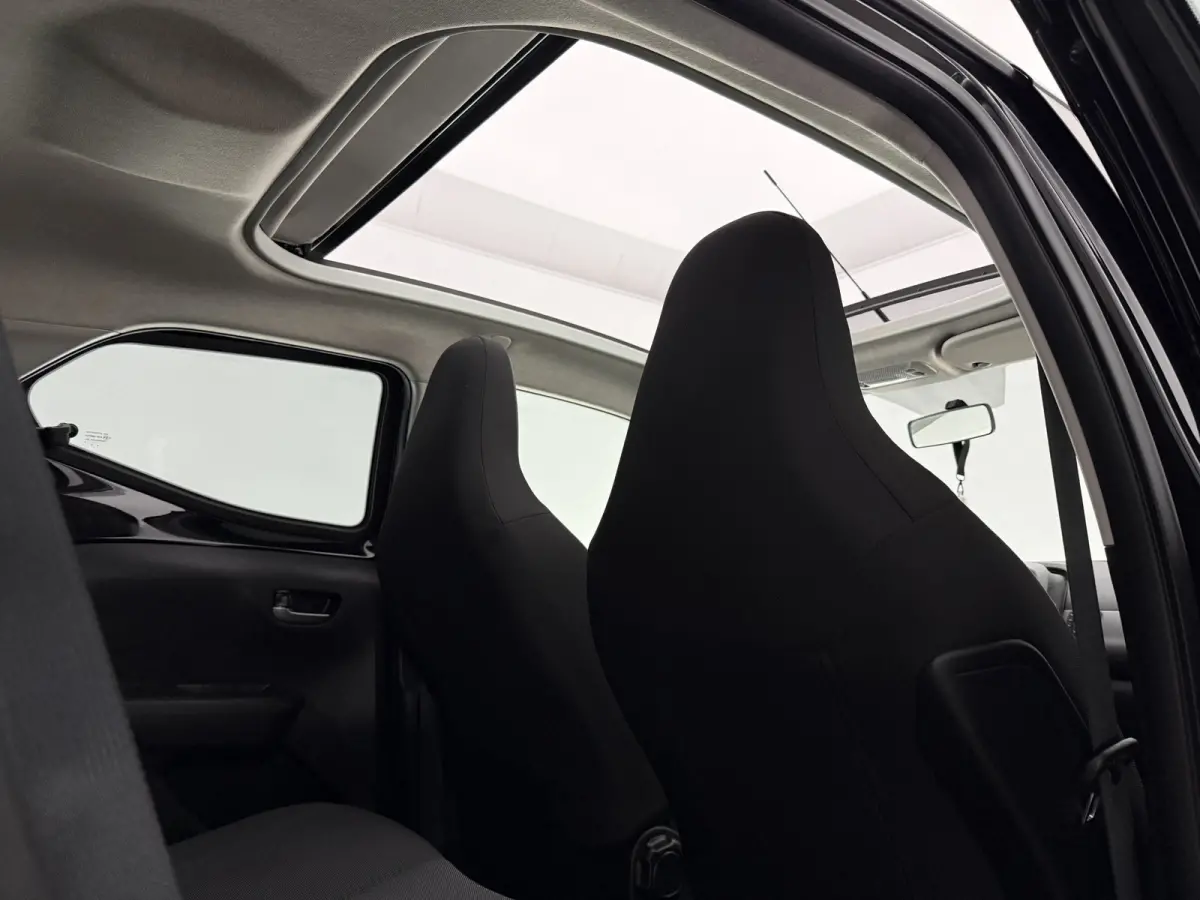 1.0 x-joy Cabrio | Open dak | Clima | Cruise | Camera | Carplay | NAP