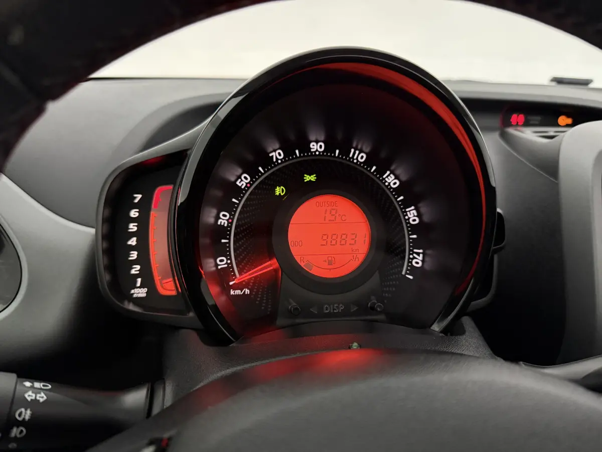 1.0 x-joy Cabrio | Open dak | Clima | Cruise | Camera | Carplay | NAP