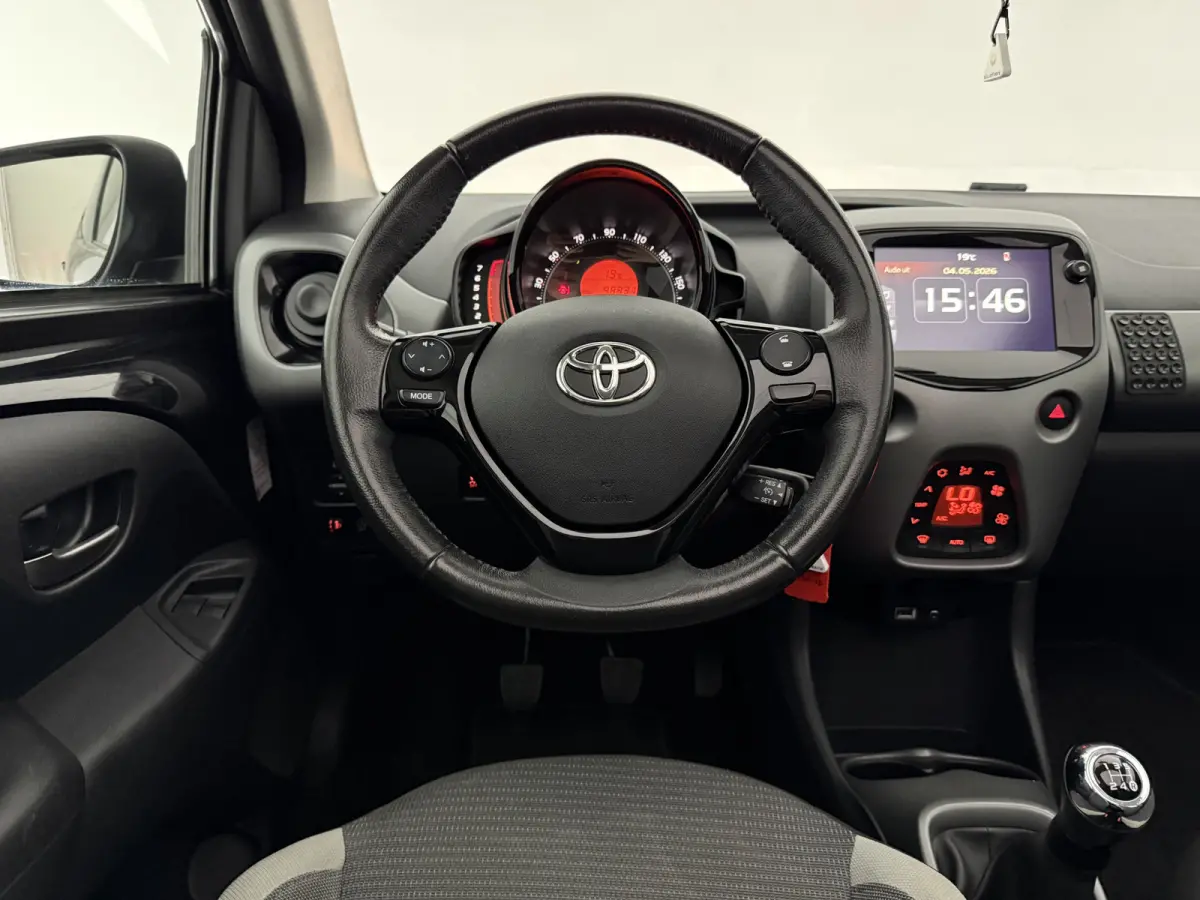 1.0 x-joy Cabrio | Open dak | Clima | Cruise | Camera | Carplay | NAP