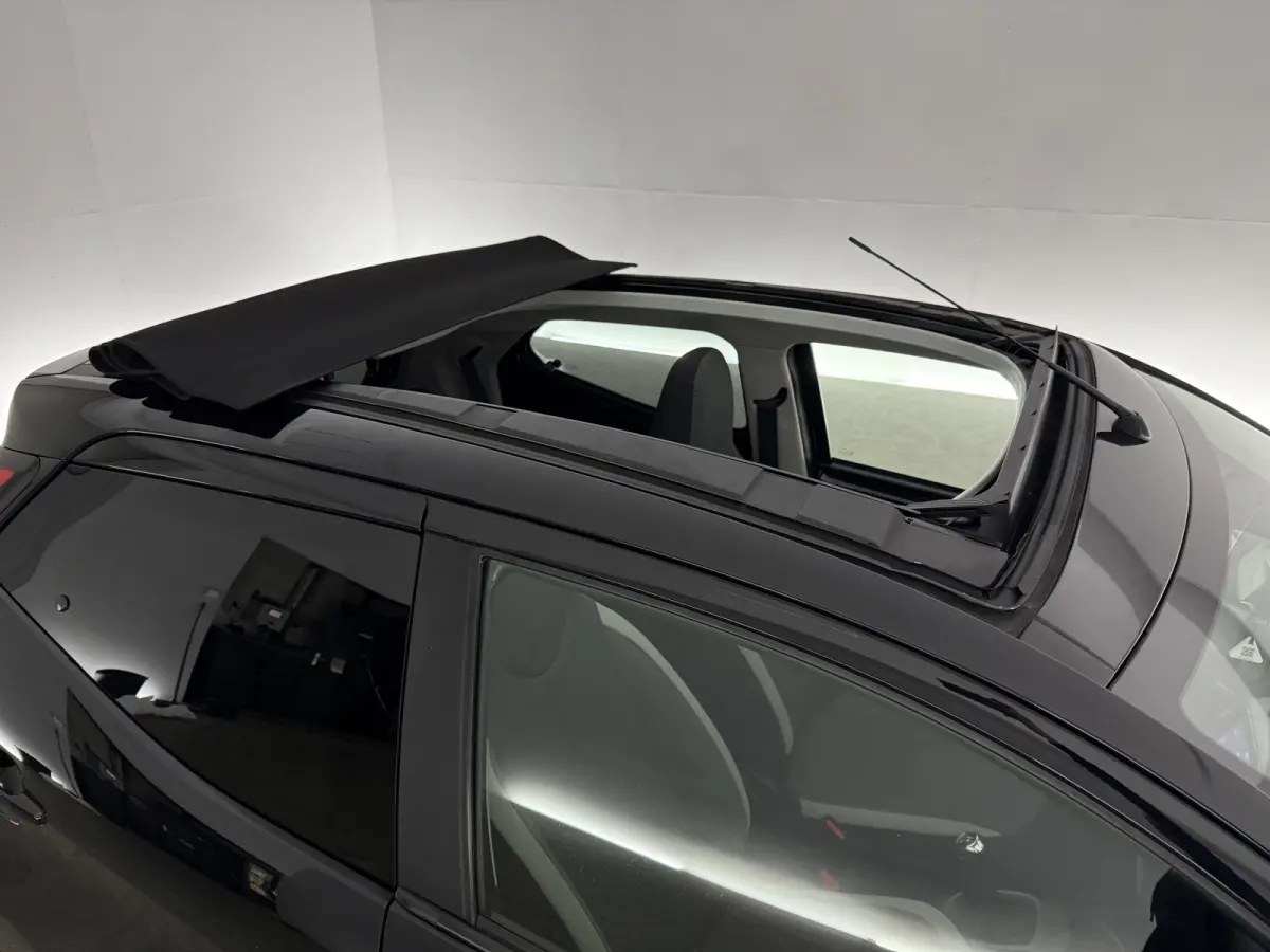 1.0 x-joy Cabrio | Open dak | Clima | Cruise | Camera | Carplay | NAP