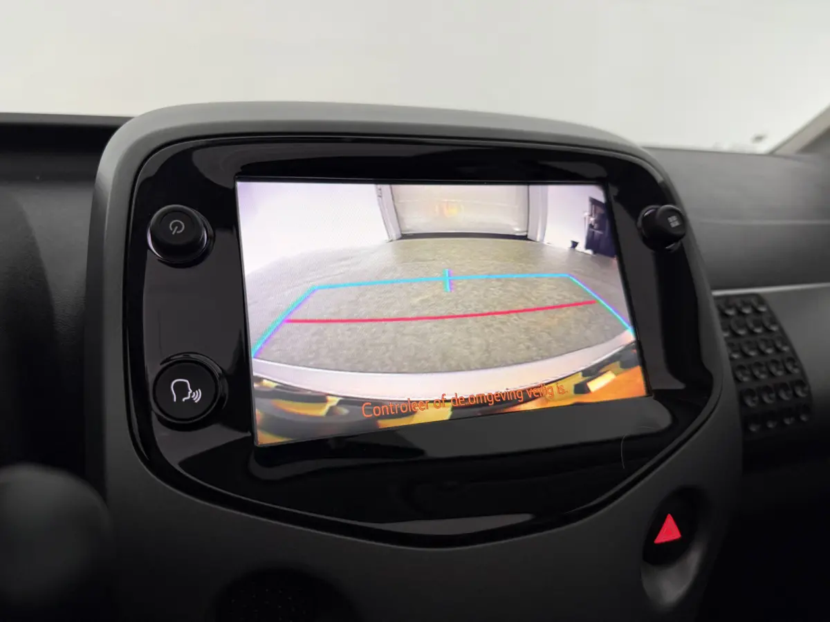 1.0 x-joy Cabrio | Open dak | Clima | Cruise | Camera | Carplay | NAP