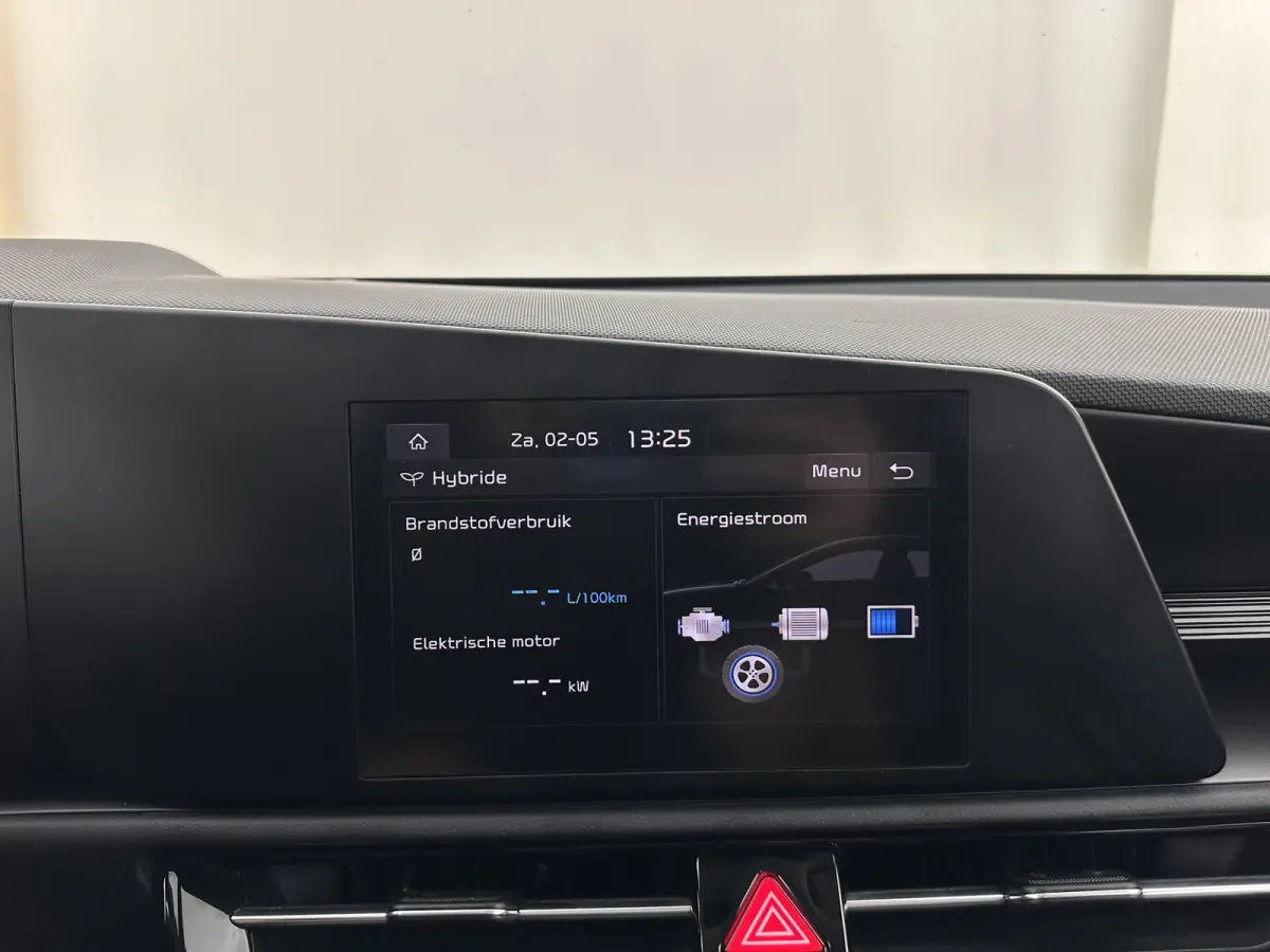 1.6 GDi Hybrid ComfortLine (INCL-BTW) Aut. *ADAPTIVE-CRUISE | DIGI-COCKPIT | CARPLAY | CAMERA | COMFORTSEATS | DAB | ECC | PDC | CRUISE | TOWBAR | 16''ALU*