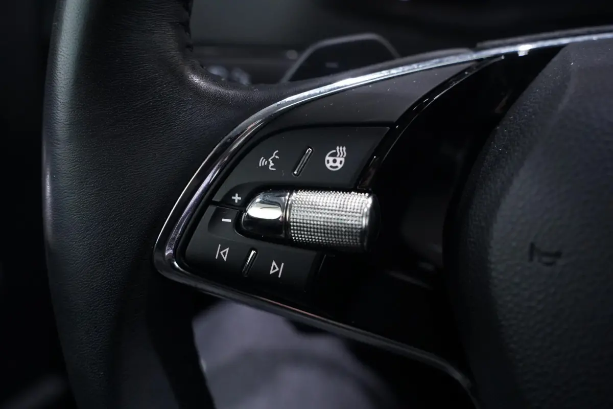 1.5 TSI ACT Business Edition Plus NAP Clima Winterpakket Navi Camera PDC v+a  Voorruitverwaming