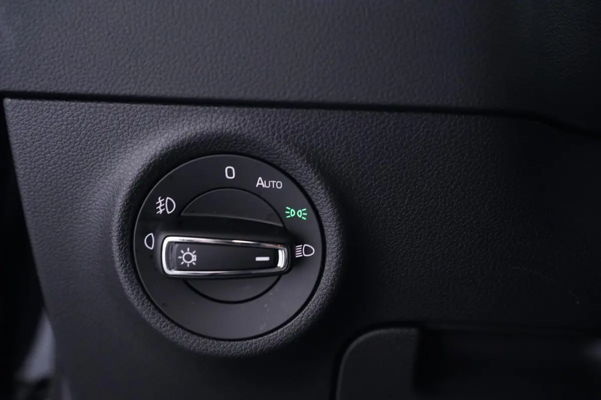 1.5 TSI ACT Business Edition Plus NAP Clima Winterpakket Navi Camera PDC v+a  Voorruitverwaming