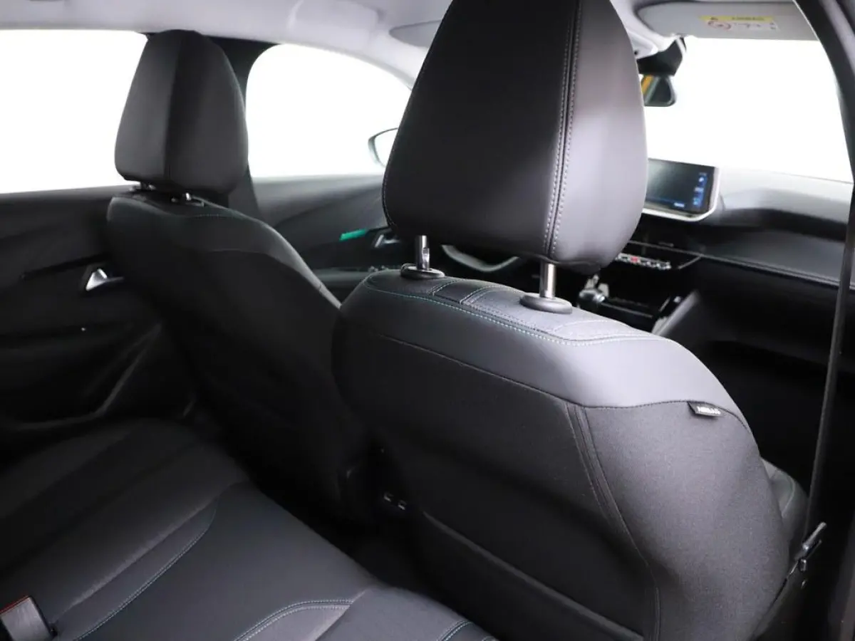 1.2T 100pk Allure Pack Camera/Nav/Ecc/CarPlay/ Keyless/H.Leder/