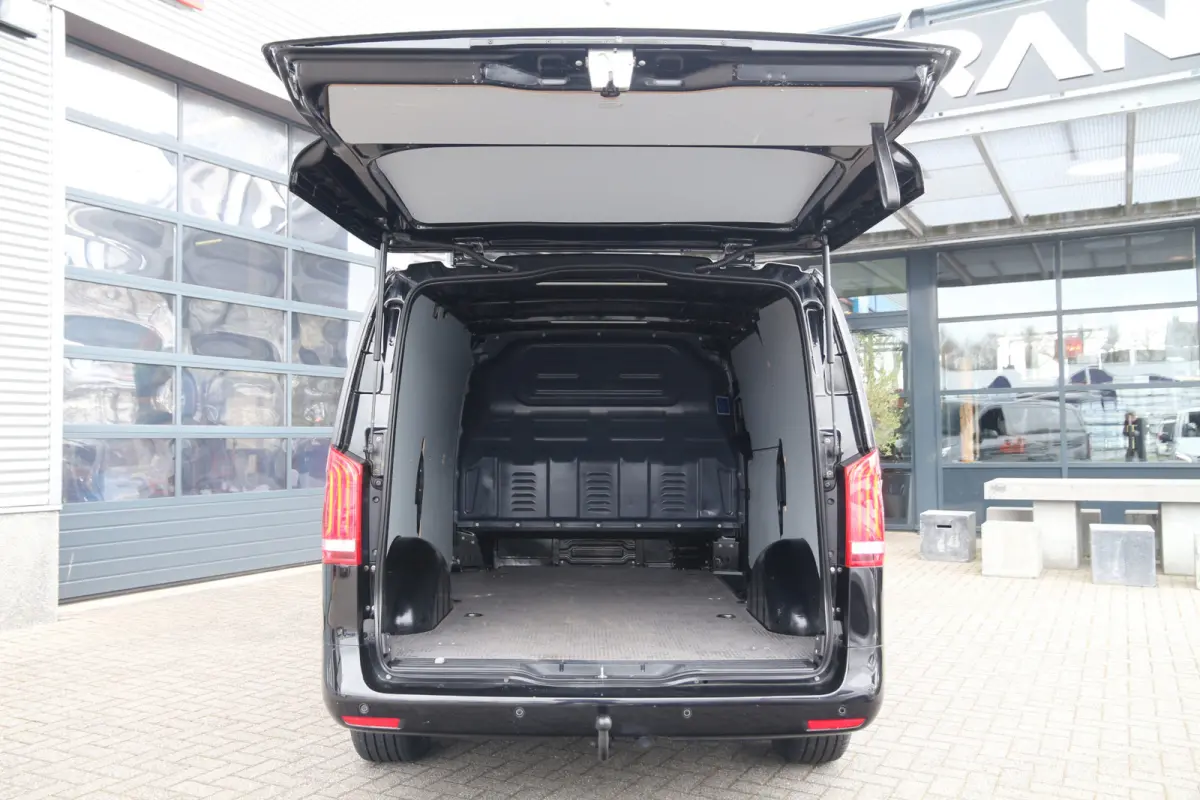 190PK CDI | Aut. | KAR-edition | Standkachel | Cruise | Clima..