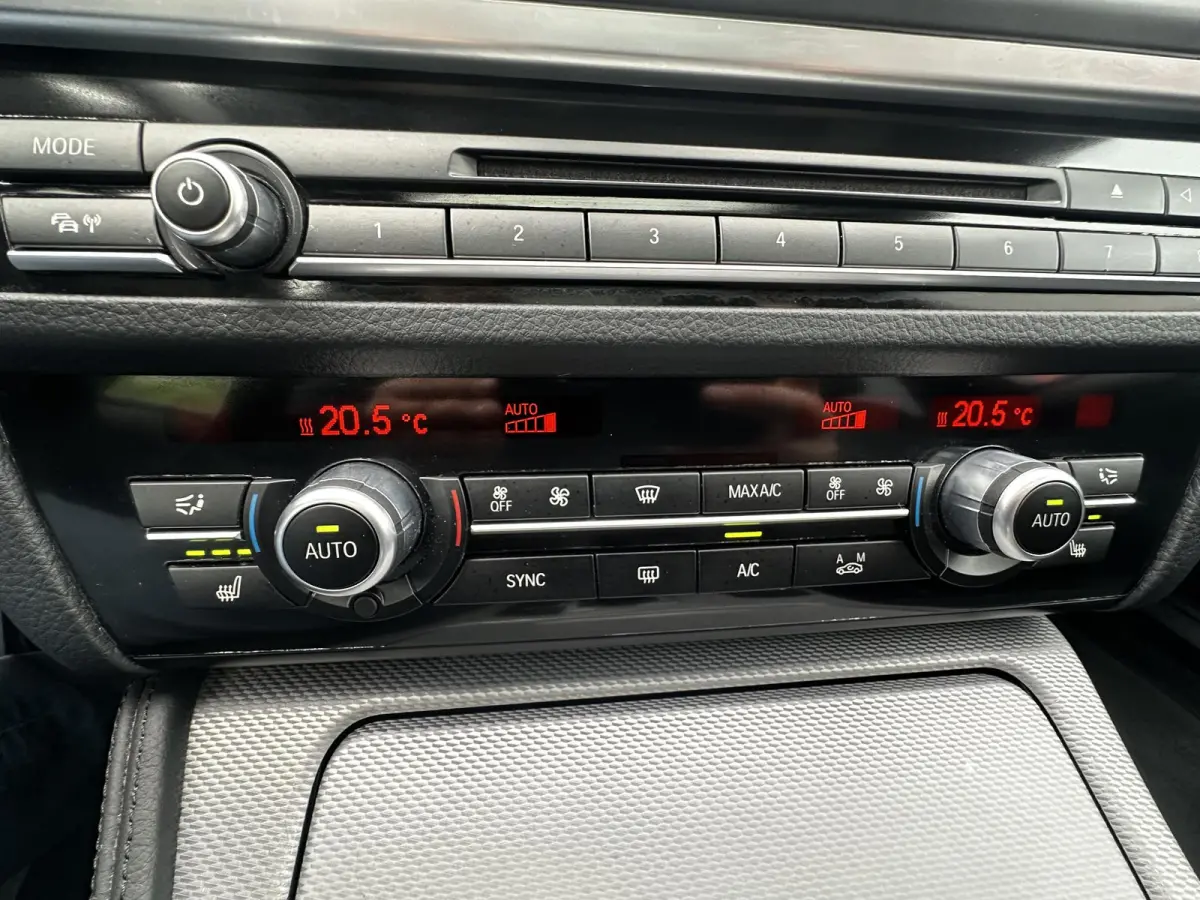 520i M-Sport NL Auto