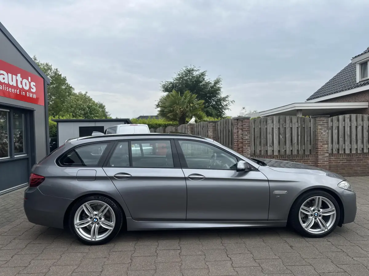 520i M-Sport NL Auto