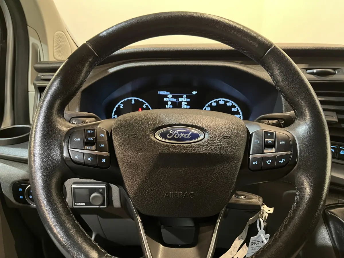 300 2.0 TDCI L1H1 Trend 130 PK Servicebus / Sortimo Inrichting / Euro 6 / Airco / CarPlay / Camera / Cruise Control / 3-Zits