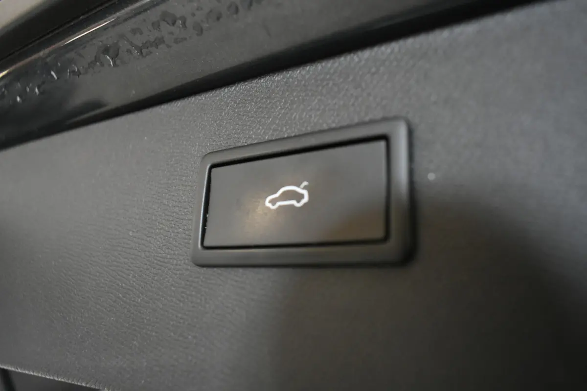 1.4 e-Hybrid VZ 245PK El Trekh+aKlep 360º Cam Pano Vol Leder mem Seat Copper Edition