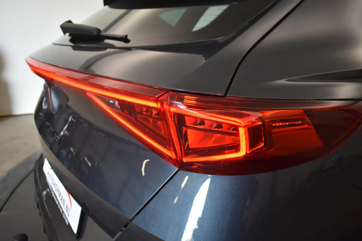1.4 e-Hybrid VZ 245PK El Trekh+aKlep 360º Cam Pano Vol Leder mem Seat Copper Edition