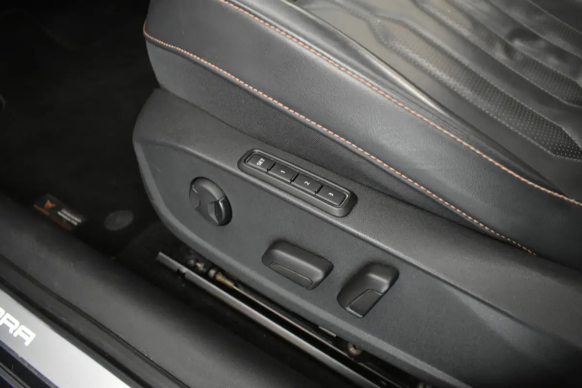 1.4 e-Hybrid VZ 245PK El Trekh+aKlep 360º Cam Pano Vol Leder mem Seat Copper Edition