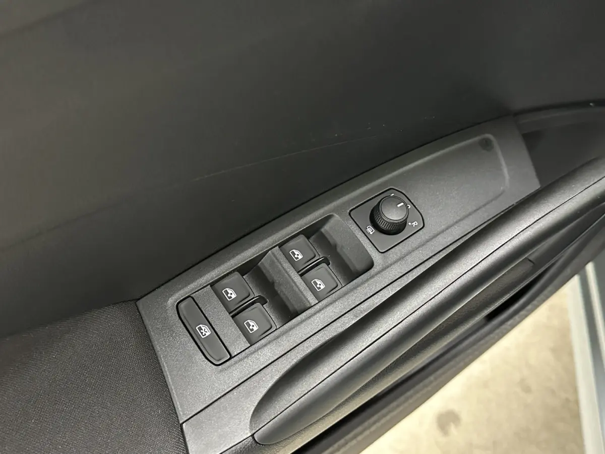 1.0 TSI 115 pk DSG Edition | Apple Carplay/Android Auto | Camera | Winter Pakket |