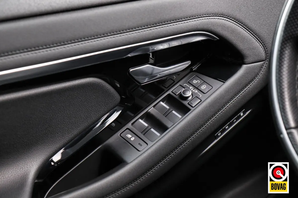 1.5 P300e AWD R-Dynamic S |LEDER|CAMERA|MEMORY|TREKHAAK|CARPLAY