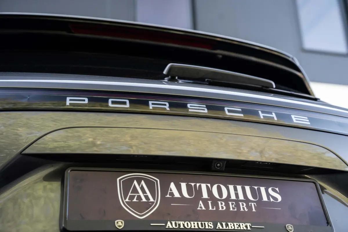 Turbo S E-Hybrid Ceramic Burmester Pano 22'
