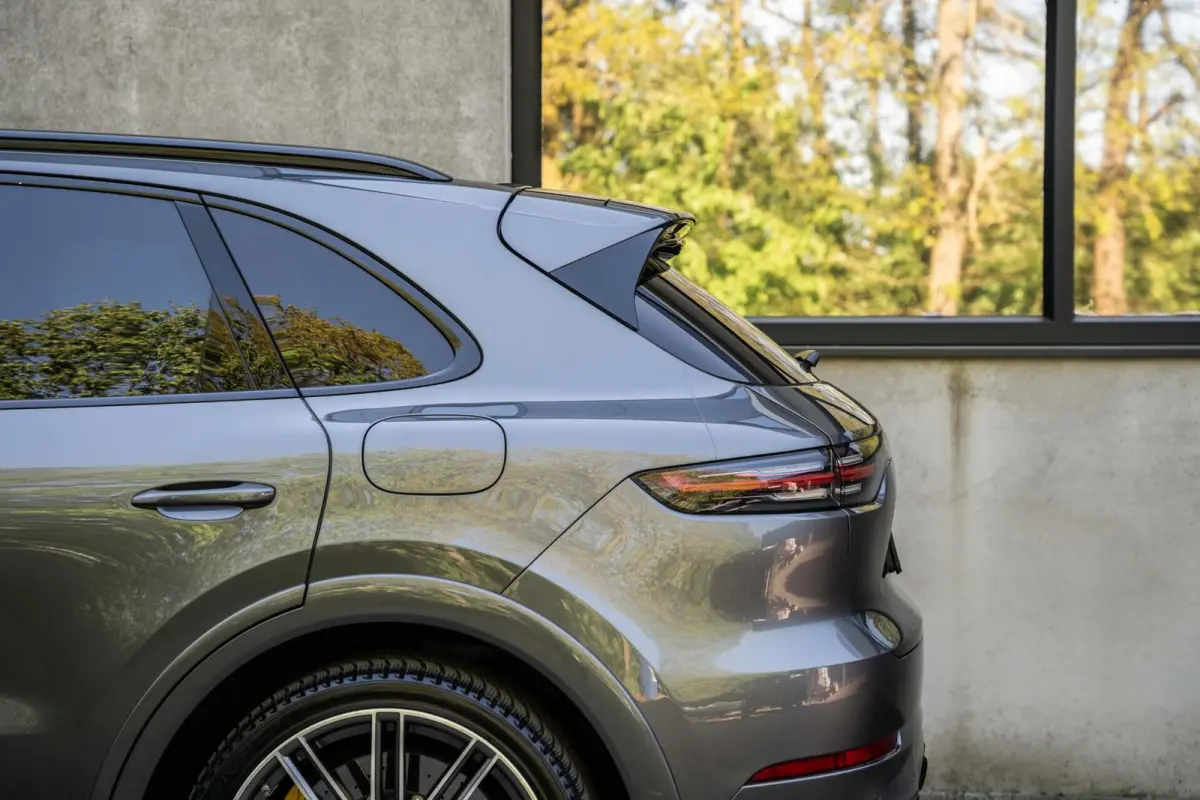 Turbo S E-Hybrid Ceramic Burmester Pano 22'