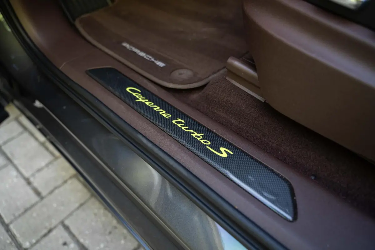 Turbo S E-Hybrid Ceramic Burmester Pano 22'