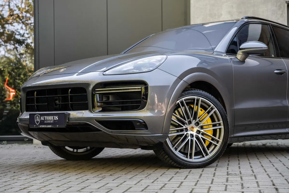 Turbo S E-Hybrid Ceramic Burmester Pano 22'